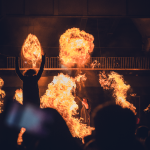 Y&rsquo;A D&rsquo;LA JOIE (spectacle de feu)